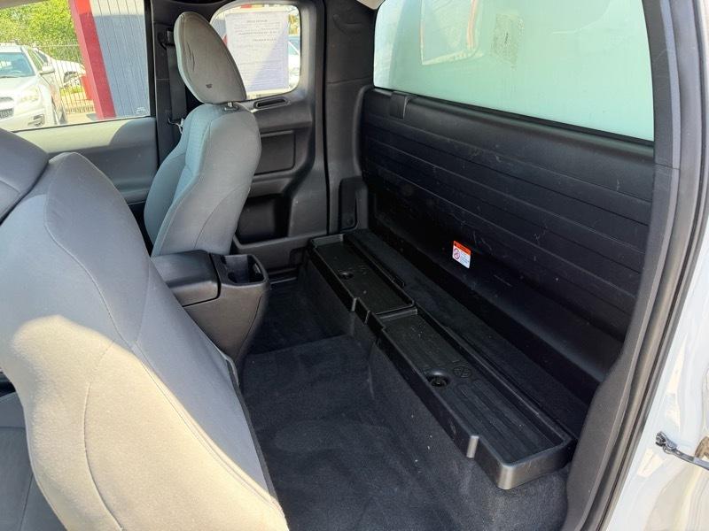 Toyota Tacoma SR5 Access Cab I4 6AT 2WD 2016