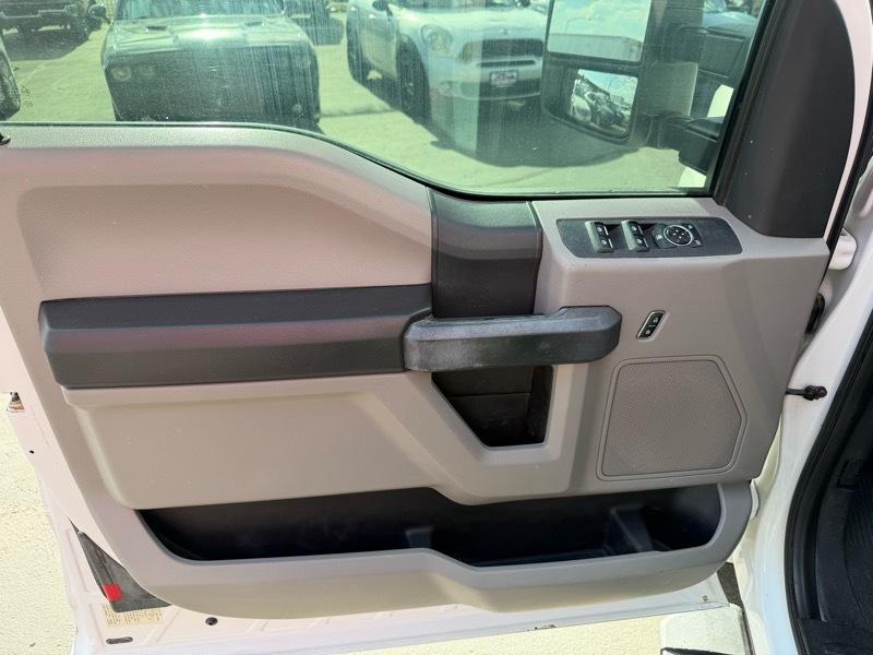 Ford F-250 SD XL SuperCab 4WD 2017