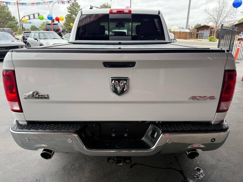 RAM 1500 SLT Crew Cab SWB 4WD 2016