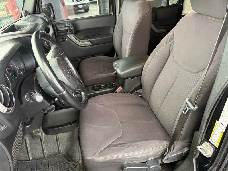 Jeep Wrangler Unlimited Sport 4WD 2013
