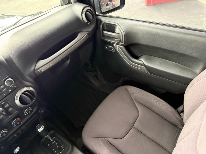 Jeep Wrangler Unlimited Sport 4WD 2013