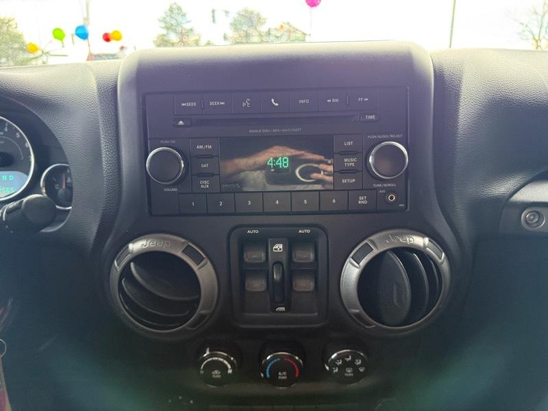 Jeep Wrangler Unlimited Sport 4WD 2013
