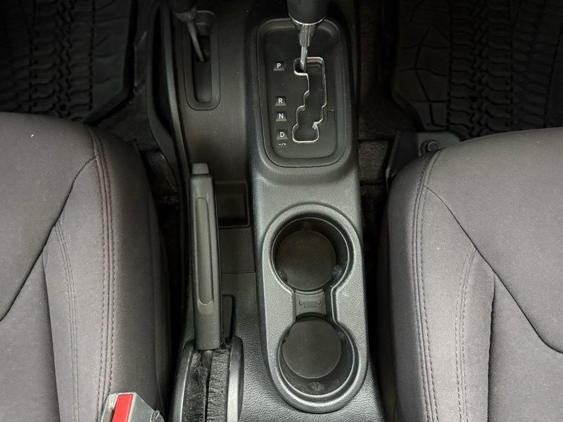 Jeep Wrangler Unlimited Sport 4WD 2013