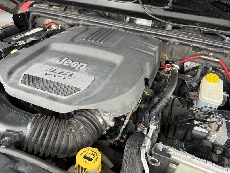 Jeep Wrangler Unlimited Sport 4WD 2013