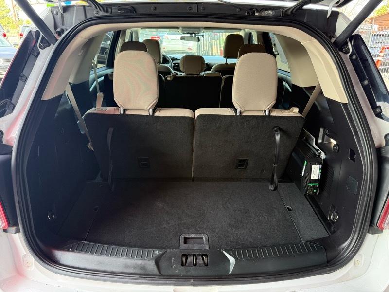 Ford Explorer Base AWD 2020