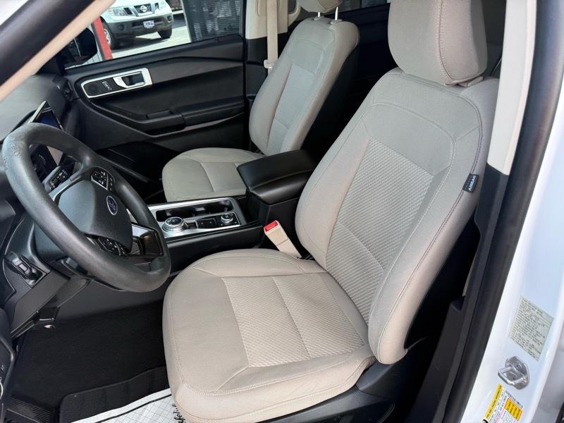 Ford Explorer Base AWD 2020