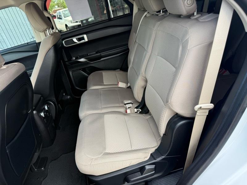 Ford Explorer Base AWD 2020