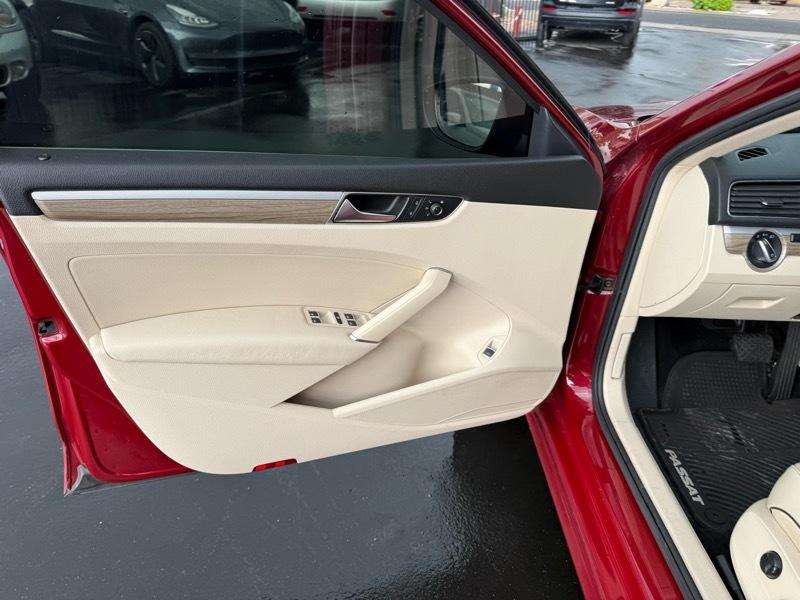 Volkswagen Passat SE 6A 2017