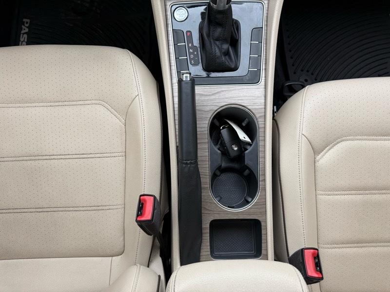 Volkswagen Passat SE 6A 2017