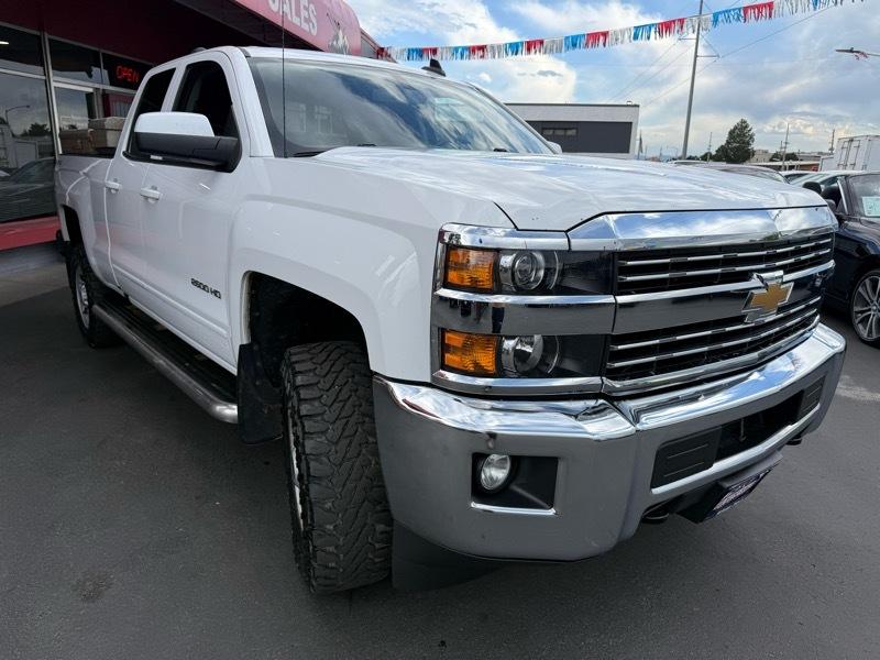 Chevrolet Silverado 2500HD LT Double Cab 4WD 2018