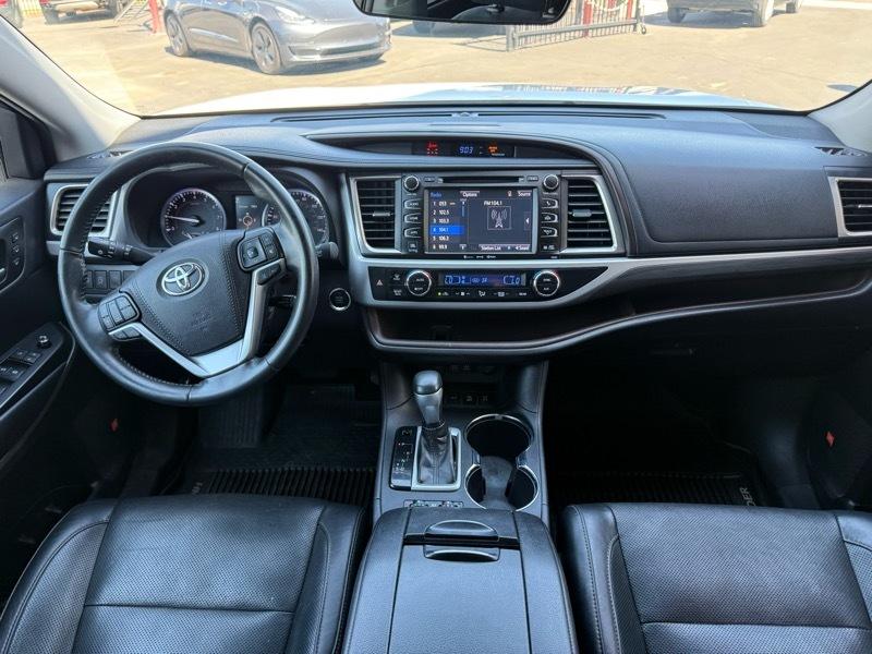 Toyota Highlander Limited AWD 2019