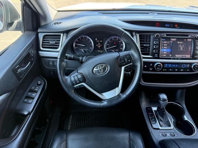 Toyota Highlander Limited AWD 2019