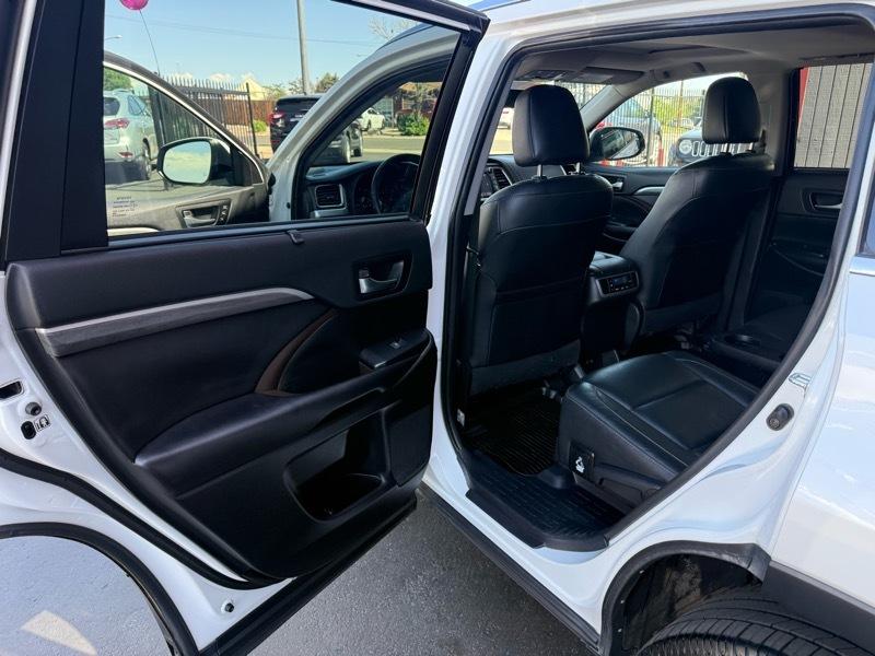 Toyota Highlander Limited AWD 2019