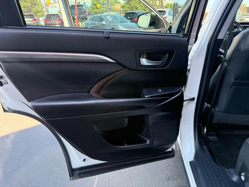 Toyota Highlander Limited AWD 2019