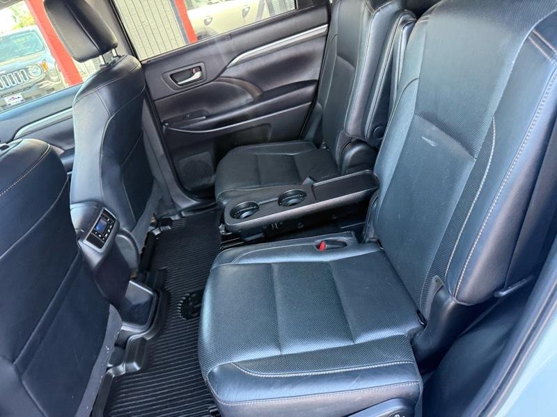 Toyota Highlander Limited AWD 2019