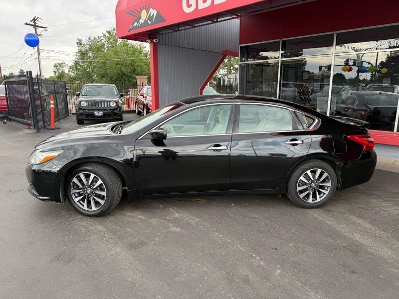 Nissan Altima 2.5 SV 2016