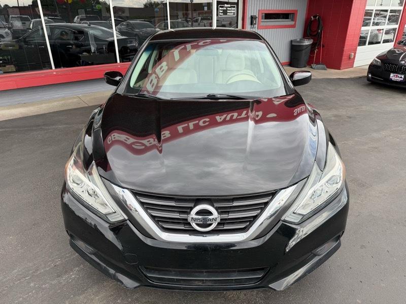Nissan Altima 2.5 SV 2016
