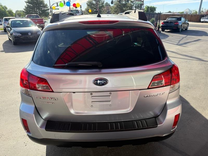 Subaru Outback 2.5i Limited 2014
