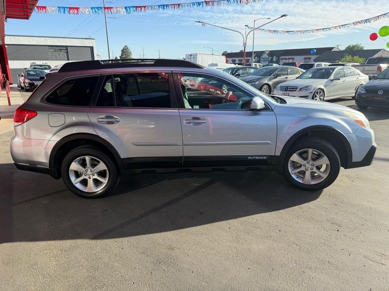Subaru Outback 2.5i Limited 2014