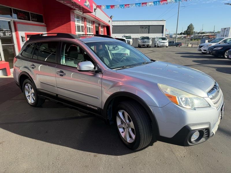Subaru Outback 2.5i Limited 2014