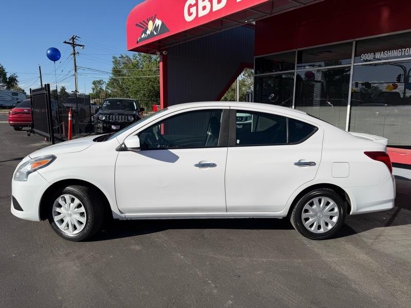 Nissan Versa 1.6 S 5M 2017