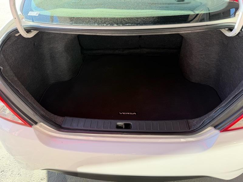 Nissan Versa 1.6 S 5M 2017