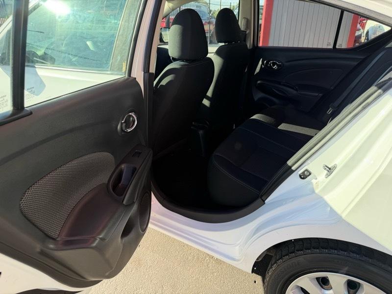 Nissan Versa 1.6 S 5M 2017