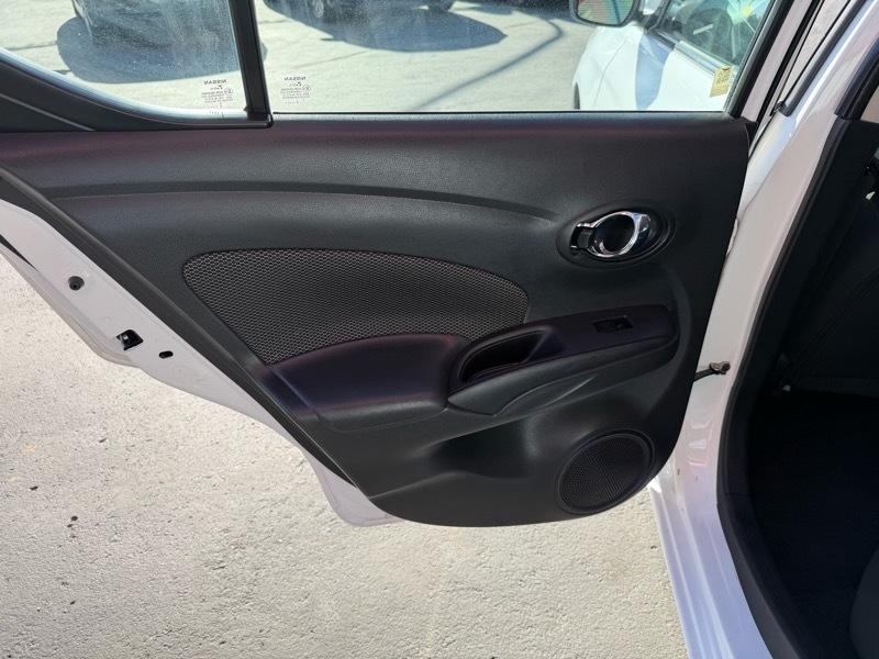 Nissan Versa 1.6 S 5M 2017
