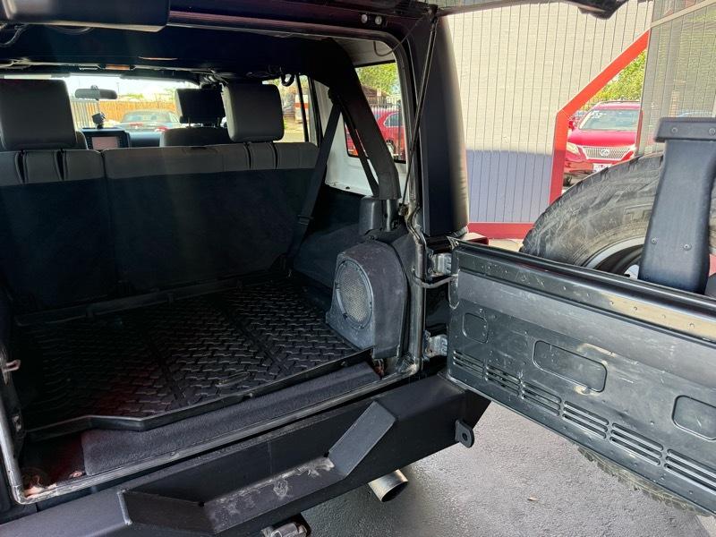 Jeep Wrangler Unlimited Rubicon 4WD 2010