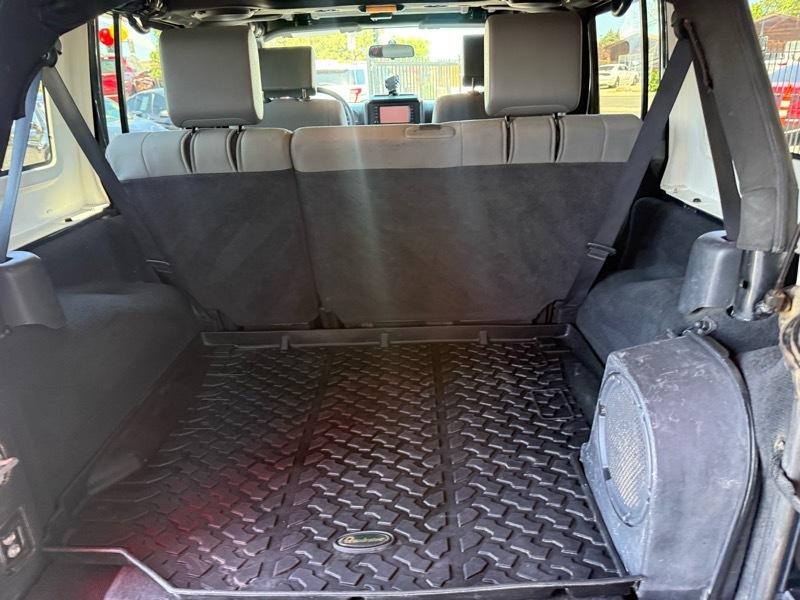Jeep Wrangler Unlimited Rubicon 4WD 2010