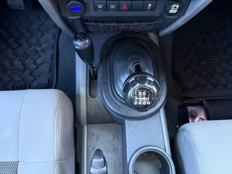 Jeep Wrangler Unlimited Rubicon 4WD 2010