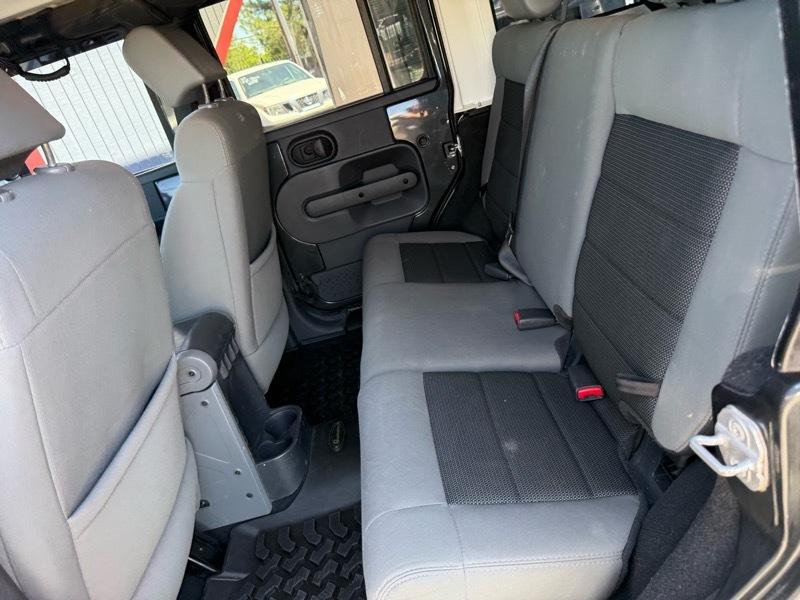 Jeep Wrangler Unlimited Rubicon 4WD 2010