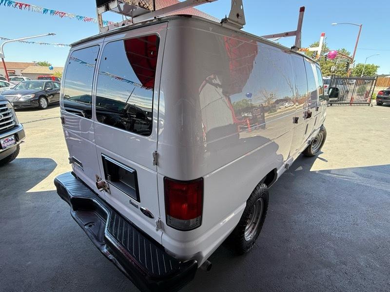 Ford Econoline E-250 2013