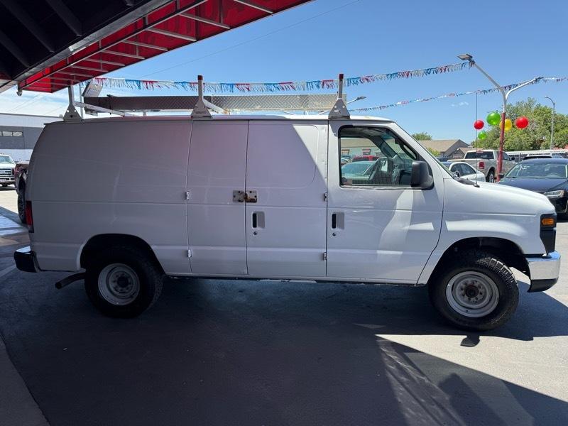 Ford Econoline E-250 2013