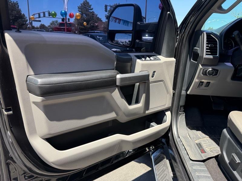 Ford F-150 XLT SuperCrew 5.5-ft. Bed 4WD 2015