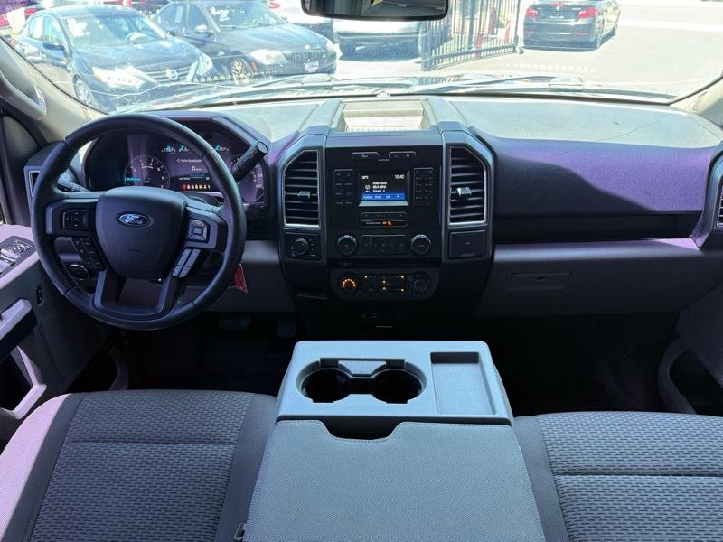 Ford F-150 XLT SuperCrew 5.5-ft. Bed 4WD 2015