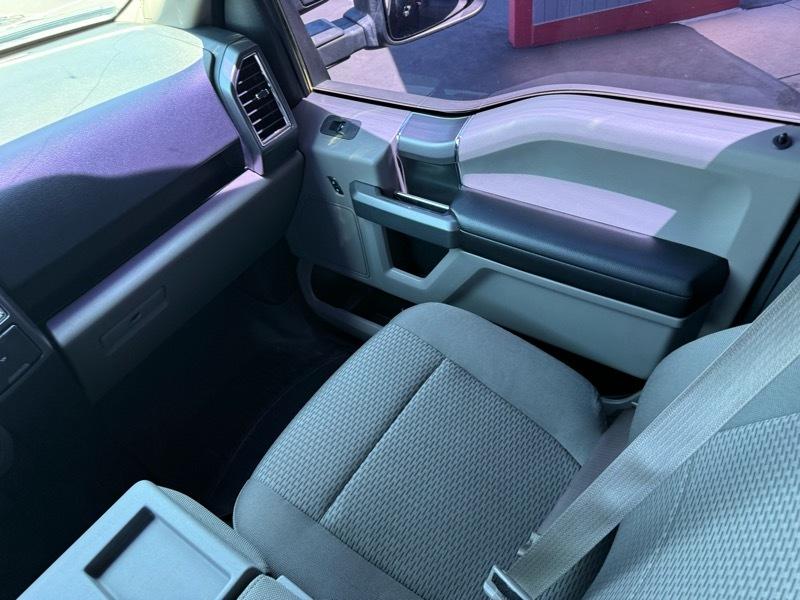 Ford F-150 XLT SuperCrew 5.5-ft. Bed 4WD 2015