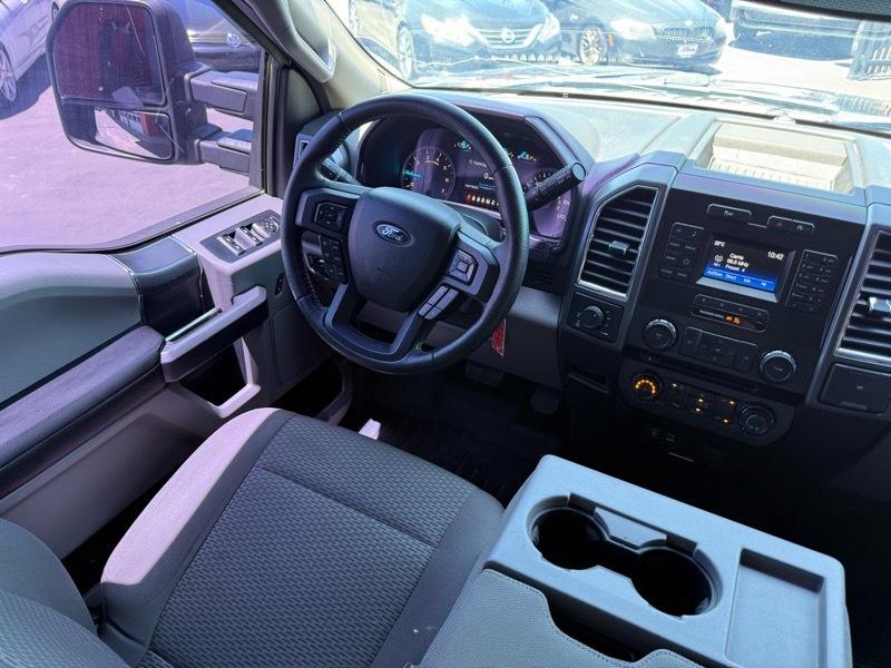 Ford F-150 XLT SuperCrew 5.5-ft. Bed 4WD 2015