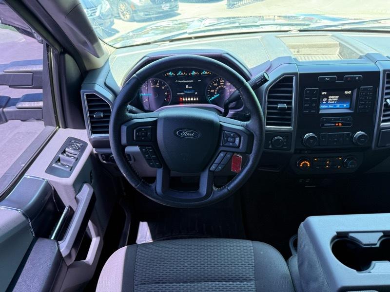 Ford F-150 XLT SuperCrew 5.5-ft. Bed 4WD 2015