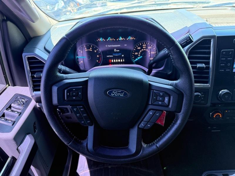 Ford F-150 XLT SuperCrew 5.5-ft. Bed 4WD 2015