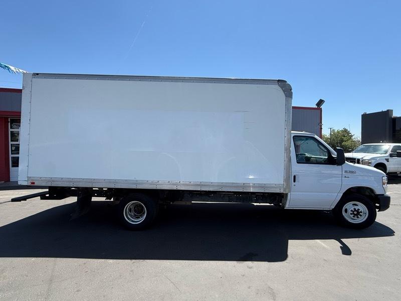 Ford Econoline E350 2019