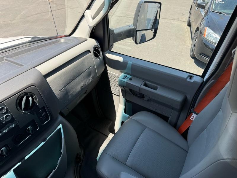 Ford Econoline E350 2019