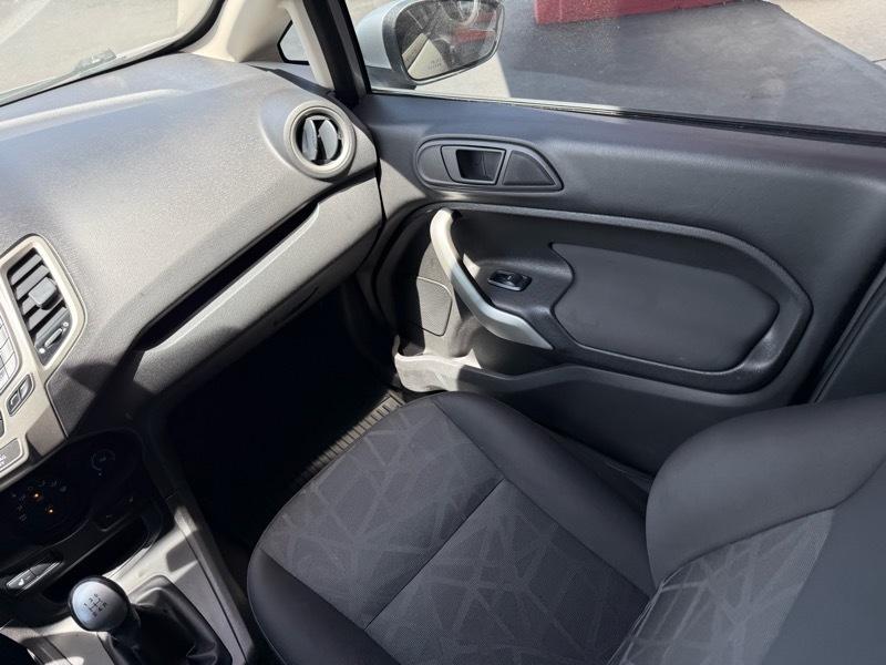 Ford Fiesta SES Hatchback 2011