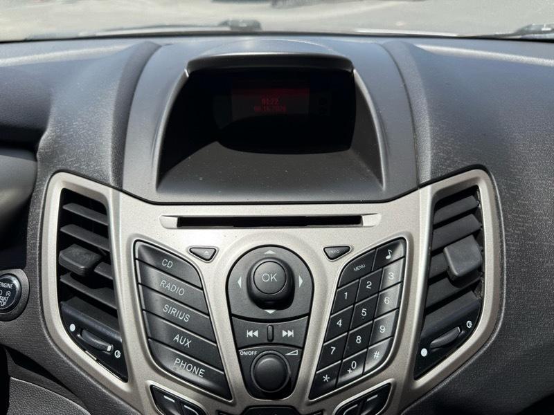 Ford Fiesta SES Hatchback 2011