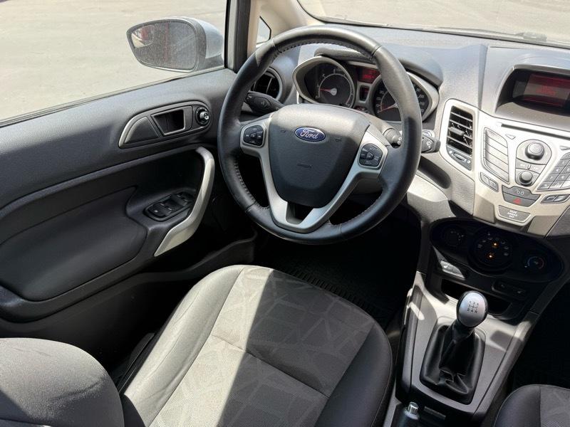 Ford Fiesta SES Hatchback 2011