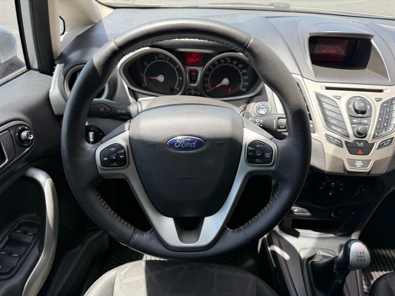 Ford Fiesta SES Hatchback 2011