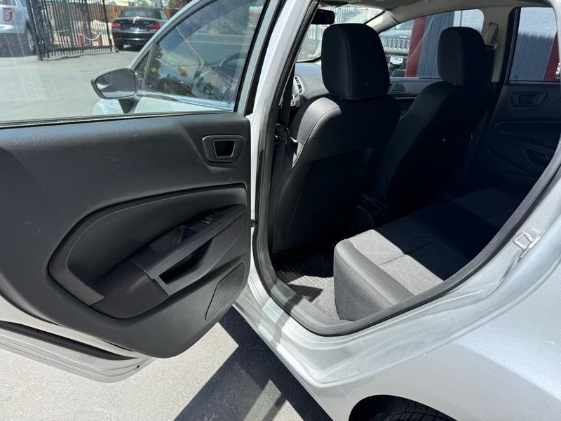 Ford Fiesta SES Hatchback 2011