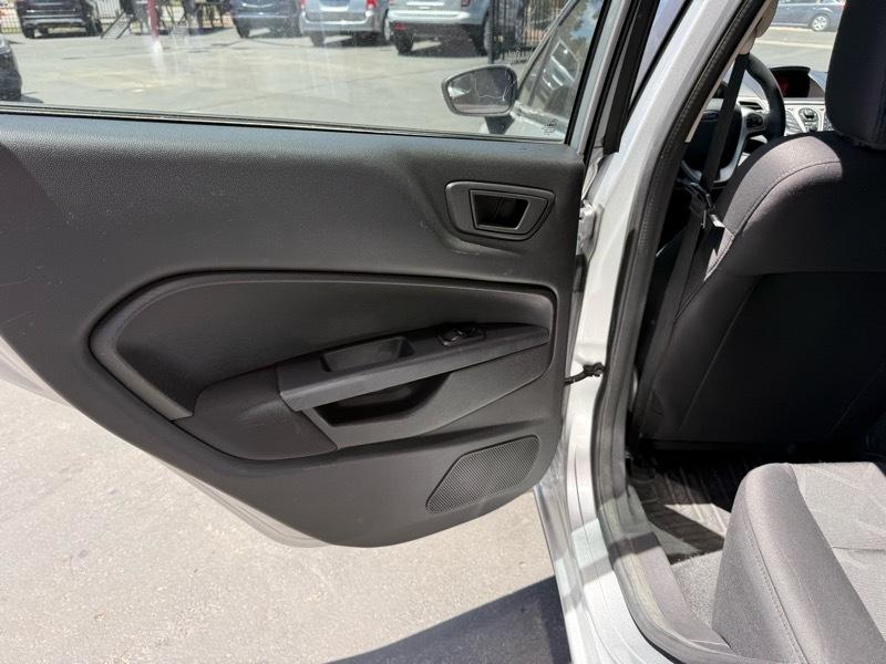 Ford Fiesta SES Hatchback 2011