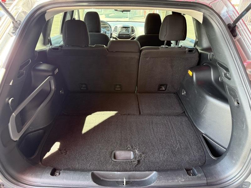 Jeep Cherokee Latitude FWD 2016