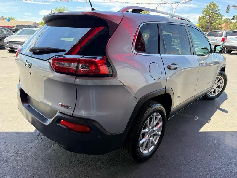 Jeep Cherokee Latitude FWD 2016